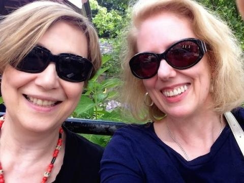 An image of both Loretta & Susan, the Nerdy History Girls.